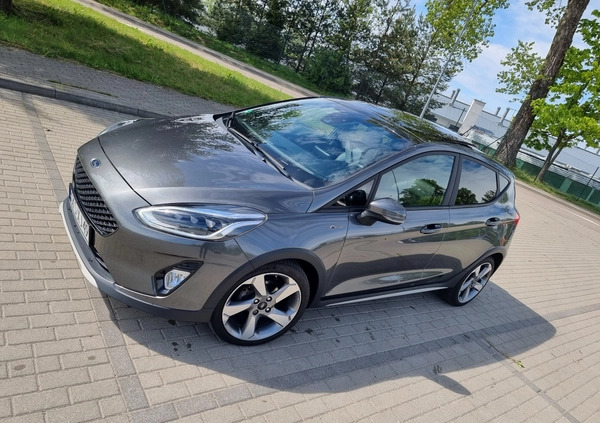 Ford Fiesta cena 56800 przebieg: 97680, rok produkcji 2019 z Kościerzyna małe 781